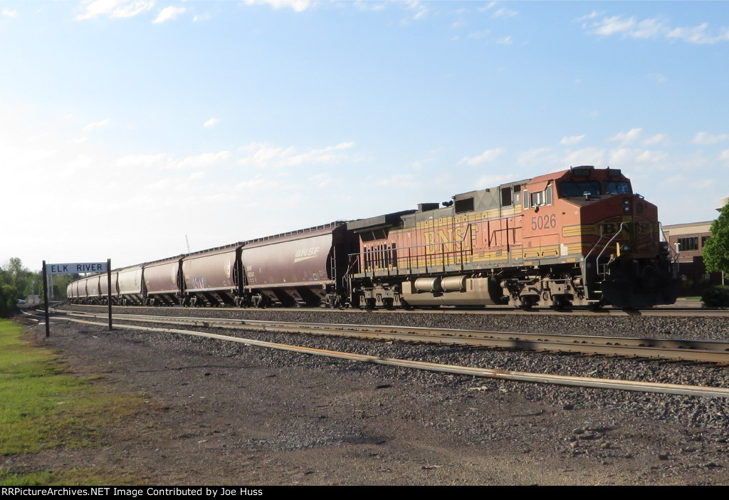 BNSF 5026 DPU